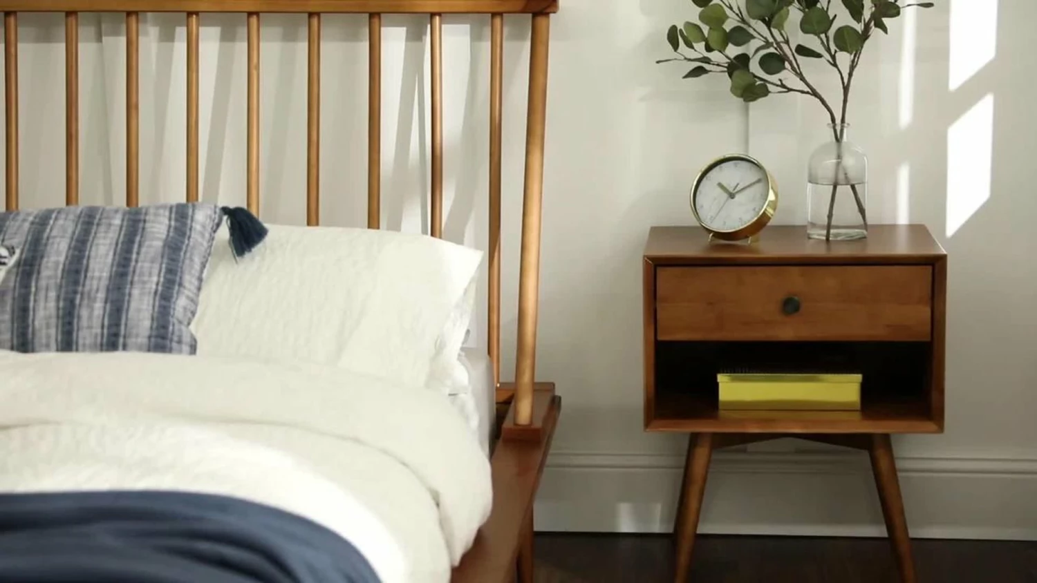 Cheap ๐ Walker Edison Mid-Century 1 Drawer Solid Wood Nightstand, Caramel ๐ - Image 2