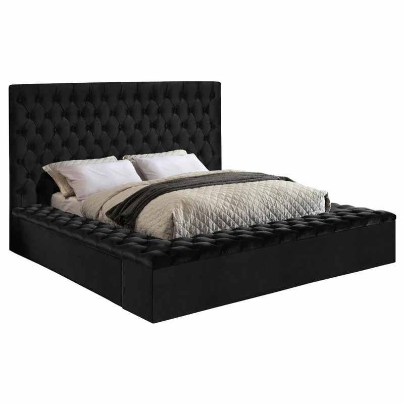 Brand new 🛒 Meridian Furniture Bliss Velvet Bed, Black, Queen 😍