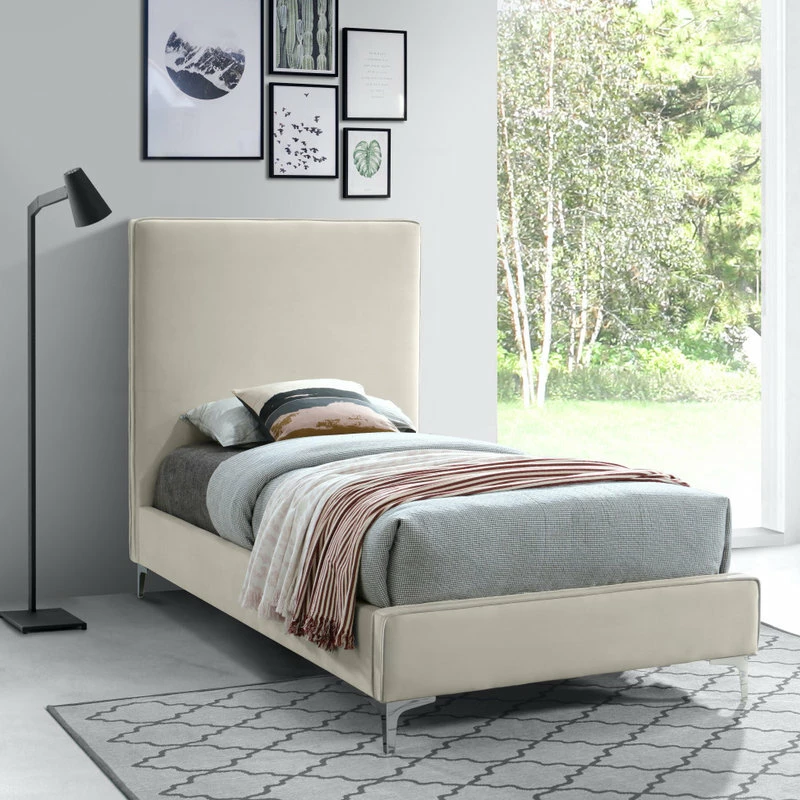 Brand new 💯 Meridian Furniture Geri Velvet Upholstered Bed, Cream, Twin 🤩 - Image 5